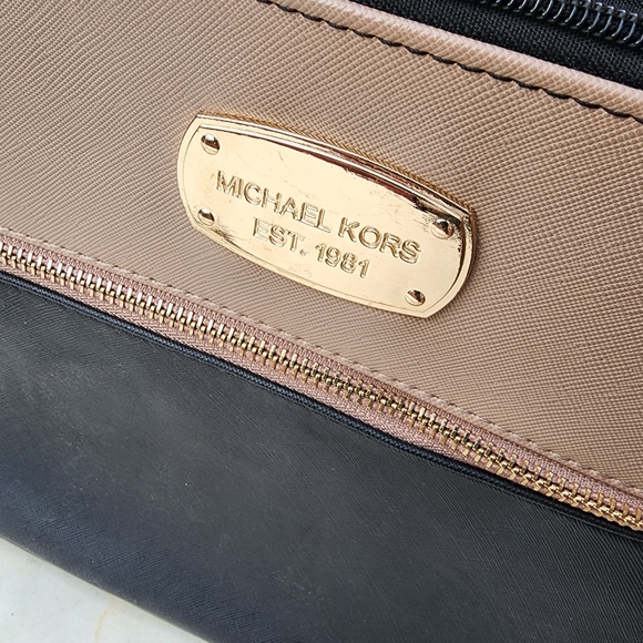 Michael Kors Two Tone Shoulder Purse - Picture 7 of 8